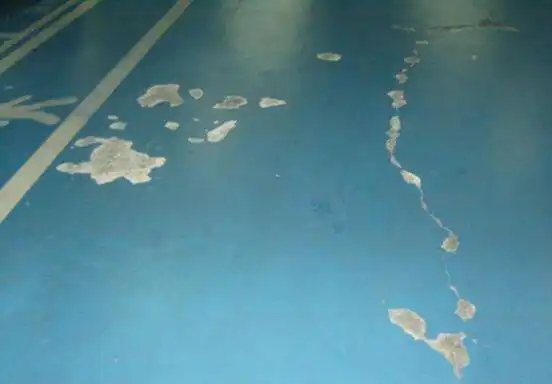 西藏地區(qū)環(huán)氧樹脂地坪涂層破壞的原因